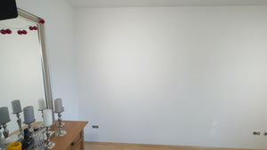
                  
                    Laden und Abspielen von Videos im Galerie-Viewer, 5L Wandfarbe edelmatt dunkel grau, Made in Germany, No.787 Design Collection
                  
                